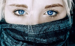 王老汉有三个女儿先后出嫁